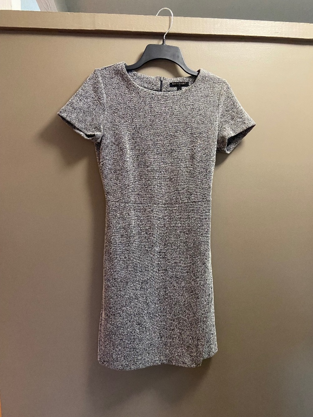 Banana Republic‎ Womens Herringbone Sheath Dress Black White Short Sleeve Size 2